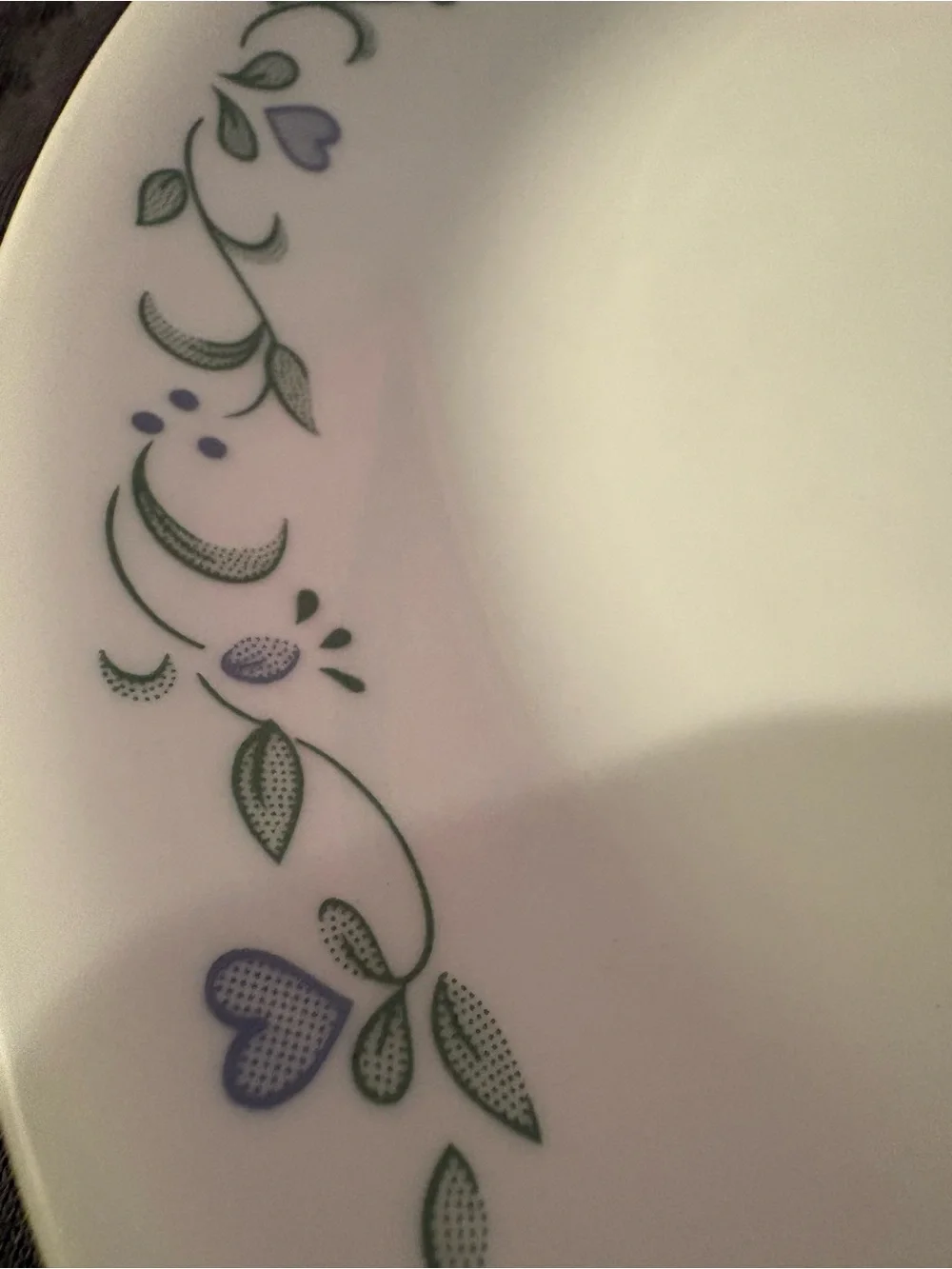 Corelle White Oval Plate with Green Leaves and Lavender Hearts